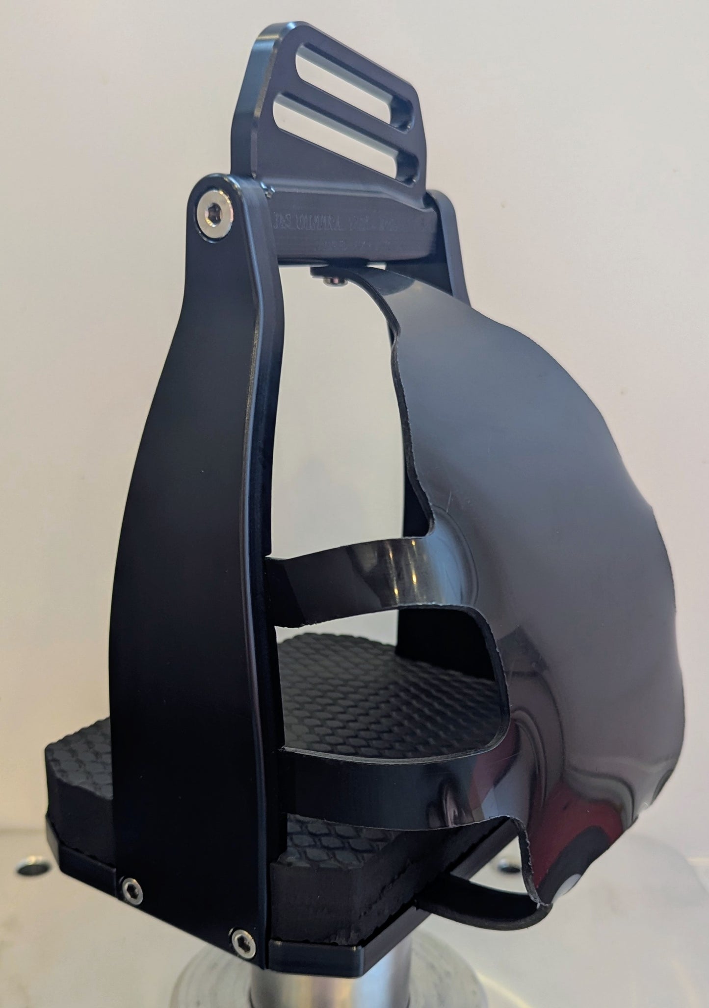 Black J&S Ultra Trek Stirrups
